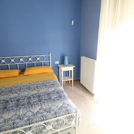 Cala Annachiara 奥托纳