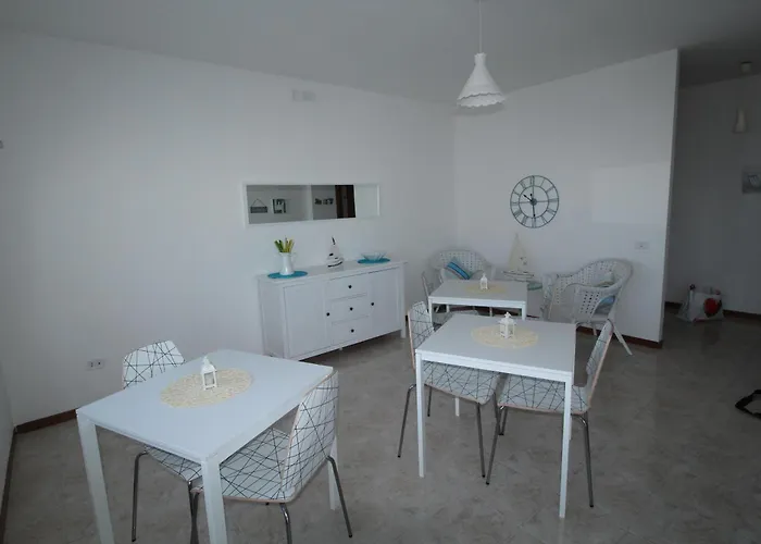 Cala Annachiara * オルトーナ